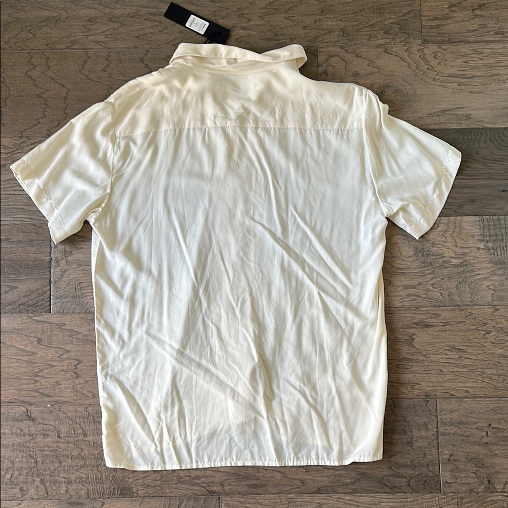Cream Casual Button Down Shirt with Classic Design - Picture 4 of 4